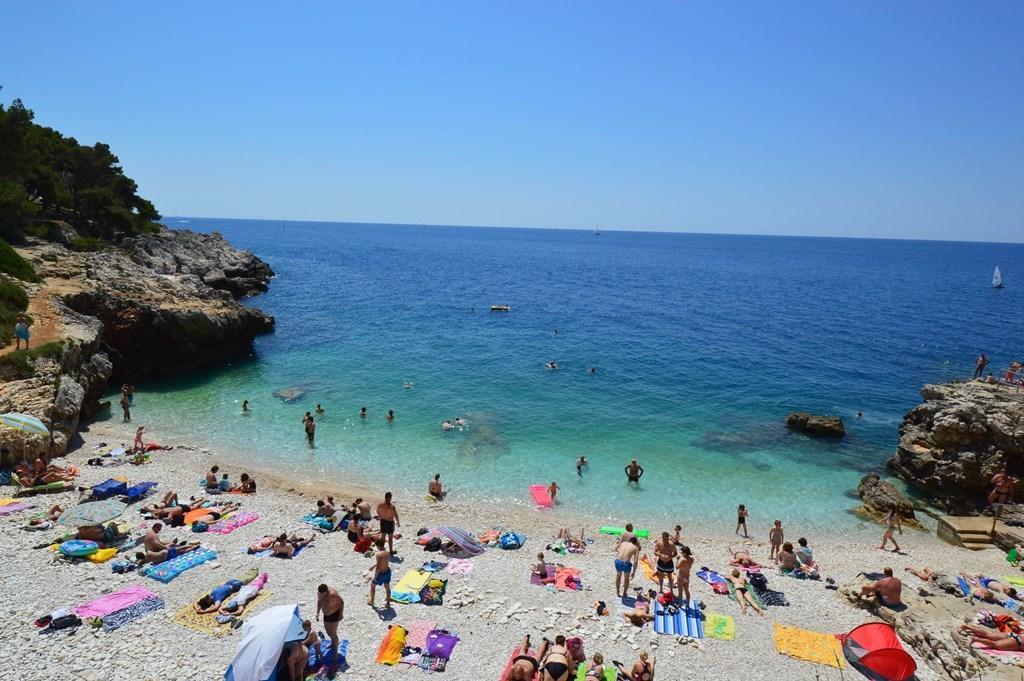 Gorgeous Apartment In Pula With House Sea View Camera foto